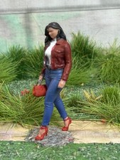 OO GAUGE Railway Figure Woman