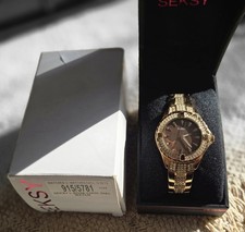 Seksy Sekonda Quartz Dress