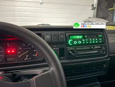 VINTAGE CLASSIC RETRO CAR