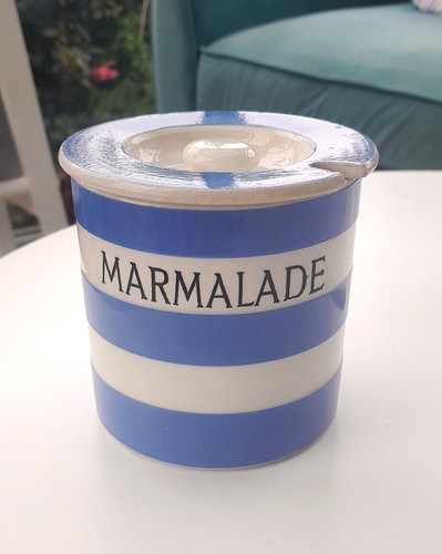 Vintage green cornishware - tg,