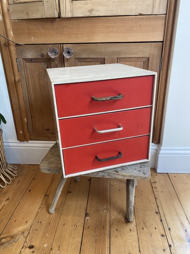 Vintage retro mcm plastic - retro,