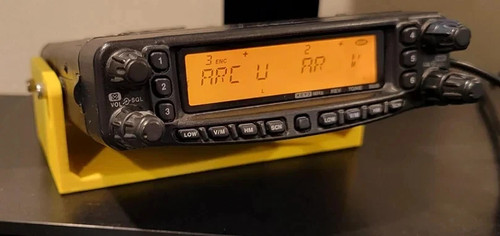 Yaesu 8900r desk - yaesu, stand