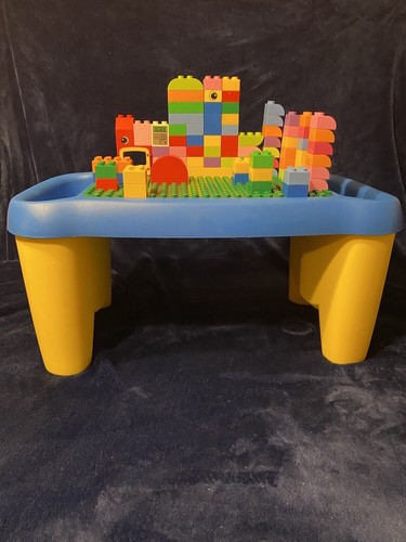 Lego duplo lap building - building, table