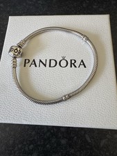 PANDORA 590702HV23 Moments