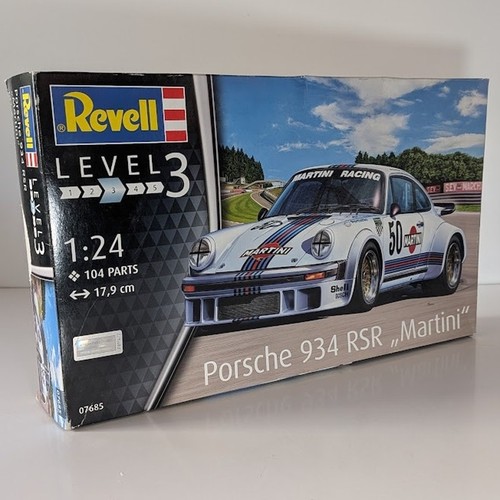 Revell porsche 934 rsr martini - revell,
