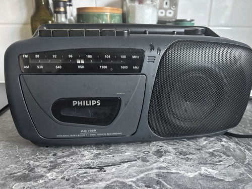 Phillips radio cassette - phillips,