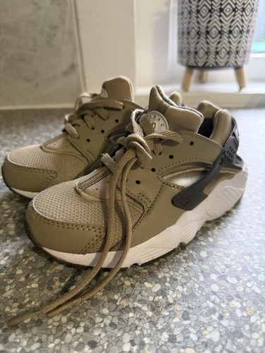 Nike huarache khaki kids size - nike,