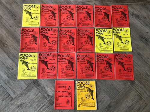 Football programmes non - 20,