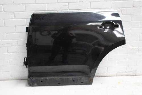 Touareg rear ns left - vw,