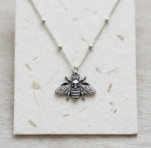 Silver tone bee charm pendant - silver,