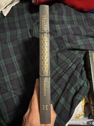 Easton press hamlet william - hamlet,