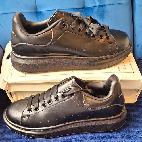 Alexander mcqueen black low - alexander,