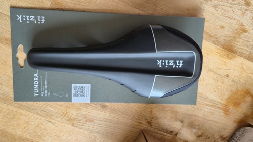 New fizik tundra saddle - new, m5
