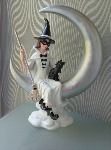 Maxx halloween witches - maxx, with