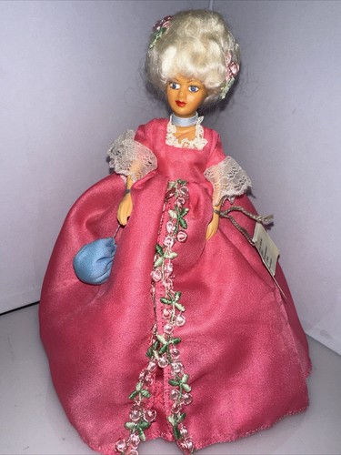 Peggy nisbet model h227 - model, madame