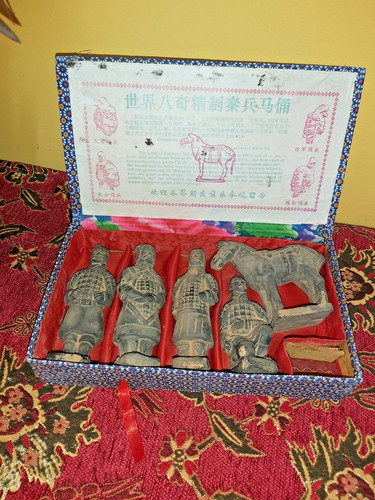 Vintage boxed set replica - of,