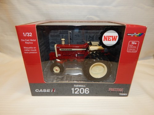 Britains case farmall - britains, 1206