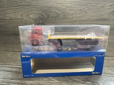 Articulated Tractor with Flat