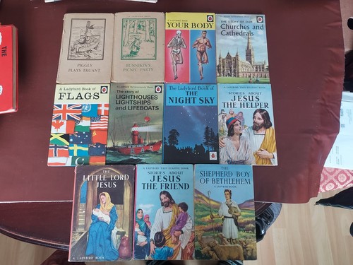Ladybird books 6 - ladybird, 2/6