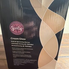 NIB SCENTSY CREAM Glass