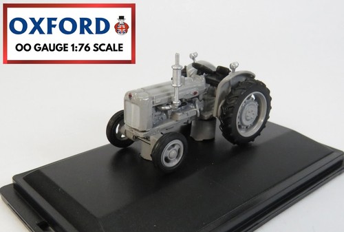 Oxford diecast 76trac004 farm - diecast,