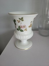 Wedgwood wild strawberry - wild, large
