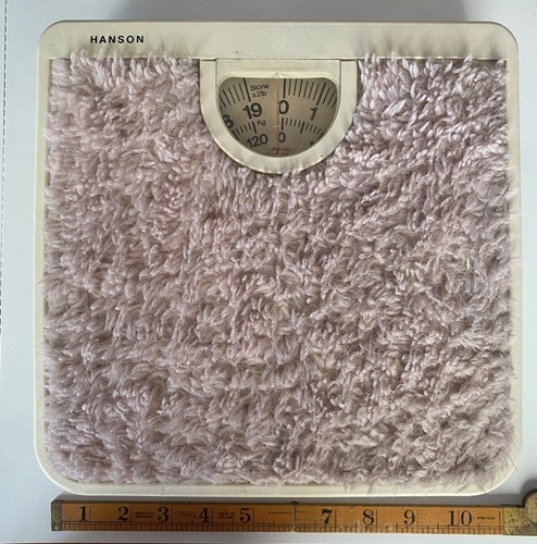 Vintage hanson carpet bathroom - hanson,