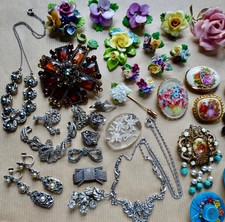 vintage marcasite ceramic flower costume jewellery job lot spare repair etc.  -D