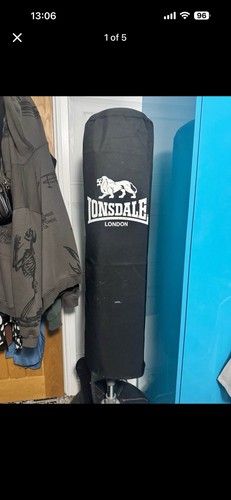 Punching bag free - punching,