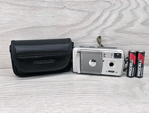 Traveler digital camera - digital,