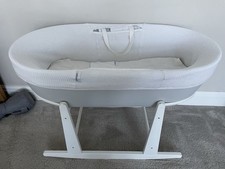Shnuggle moses basket/crib in dove grey with white rocking stand