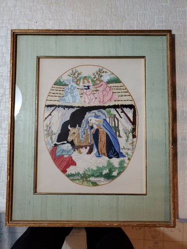 Antique oval embroidered - oval,