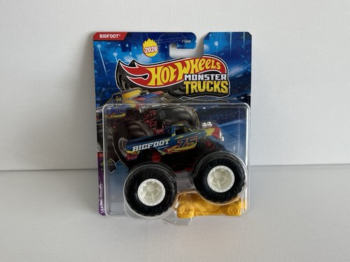 Hot wheels monster trucks - 🔥,