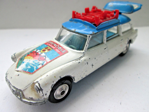 Corgi toys citroen safari - toys,