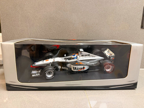 Minichamps mclaren - minichamps, 1:18