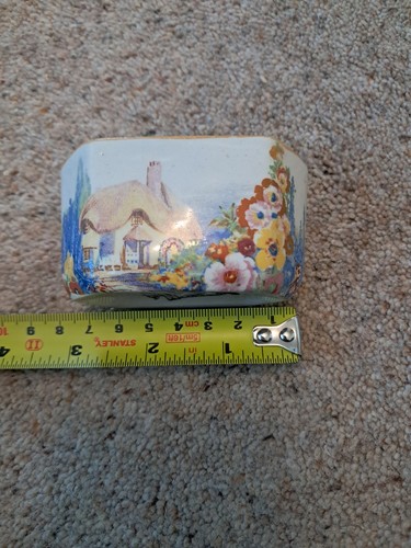 Hampton ivory england - hampton, ceramic