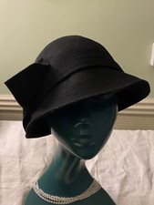 VINTAGE STYLE CLOCHE BLACK