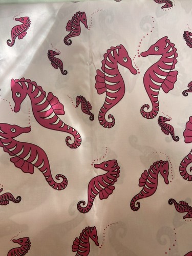 Fab pink seahorses 100 - pink, 100%