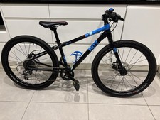 Hoy Bonaly 24 Disc - Kids Bike Black blue. Excellent Condition