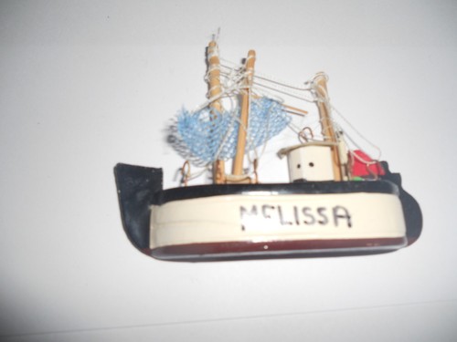 Fridge magnet melissa wooden - -,