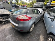 RENAULT MEGANE 2009 1.6 PETROL BREAKING WHEEL NUT 