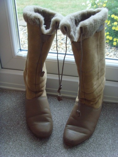 Womans clarks boots size 5 - boots, 5.5