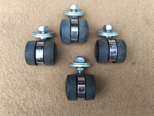 4 caster, chrome & plastic double-wheels,