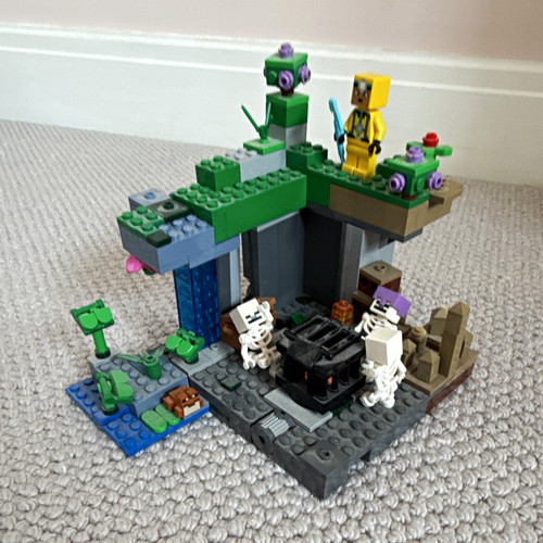 Lego minecraft the skeleton - lego,