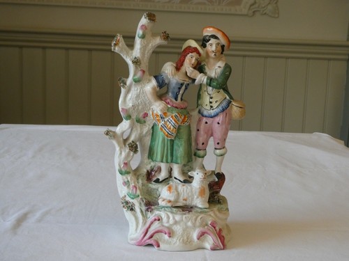 Staffordshire figurine - staffordshire, of