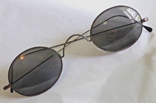 Rare antique victorian smokey - rare,