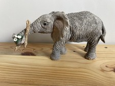 Tuskers Elephant Figurine Bradley - Rare from 1995 -Signed