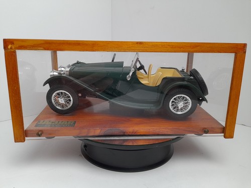 Bburago diecast model - diecast,