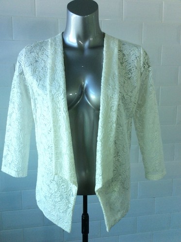 Size off white lace jacket - 6,