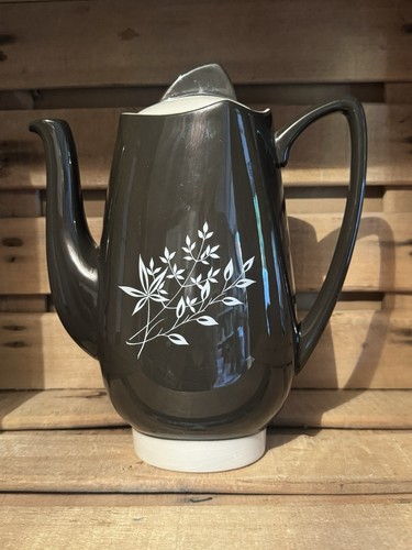 Carlton ware aged - brown, cream